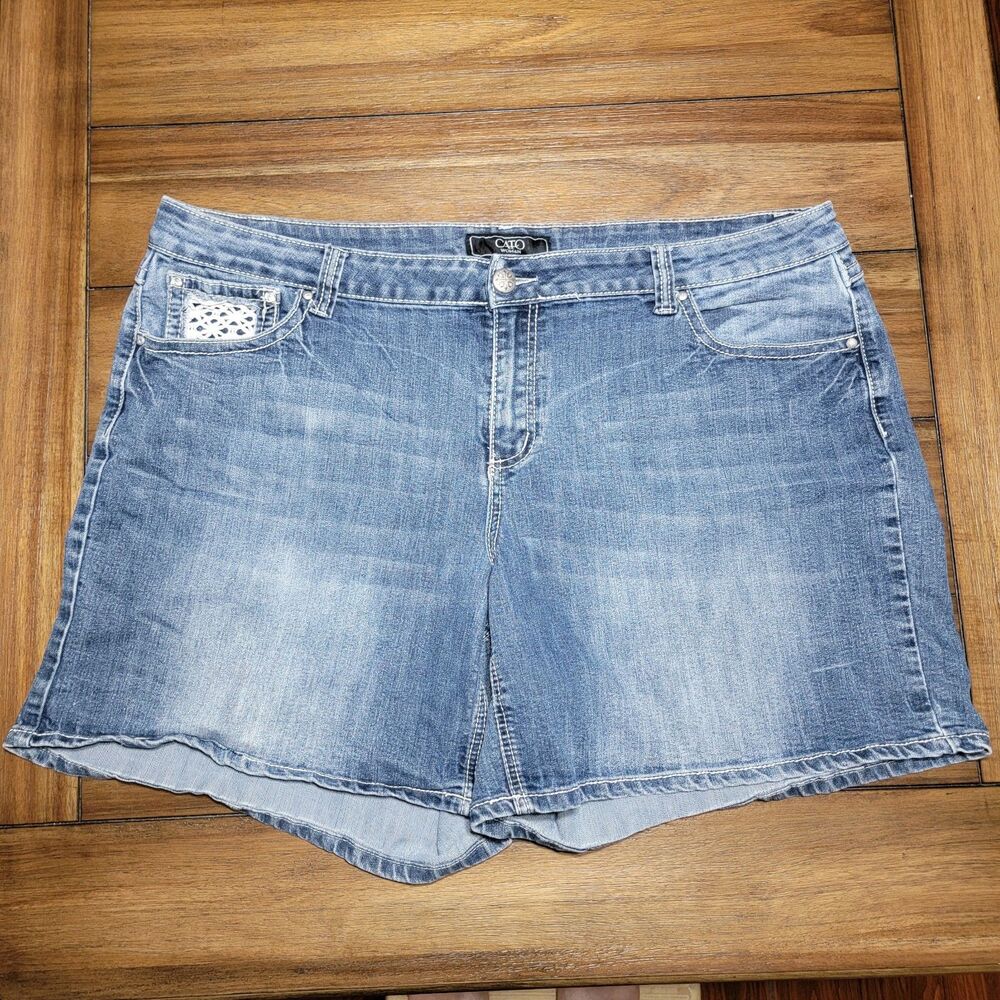 Cato Denim Jean Shorts White Lace Bling - Size 24W